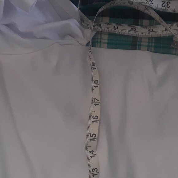 White short sleeve tank top shirt (2 for $10) - Picture 5 of 6